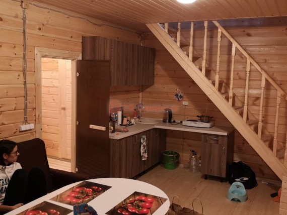 Кухонный гарнитур из массива